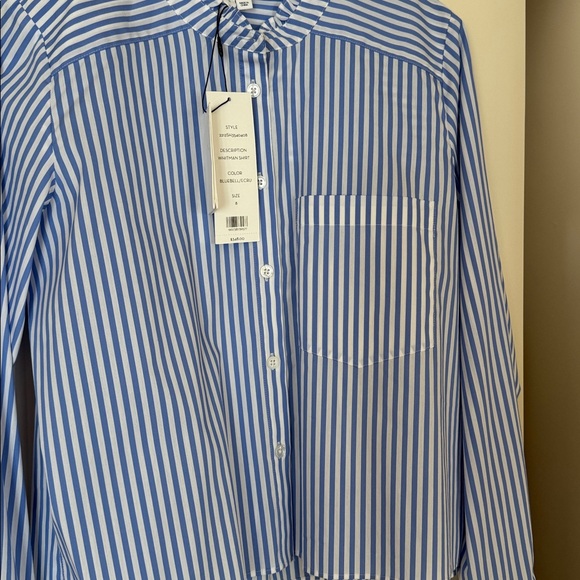 Veronica Beard designer blue and white striped cropped long sleeve blouse. - Picture 4 of 6